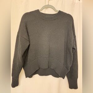 Quince 100% Organic Cotton Boyfriend Crew Sweater